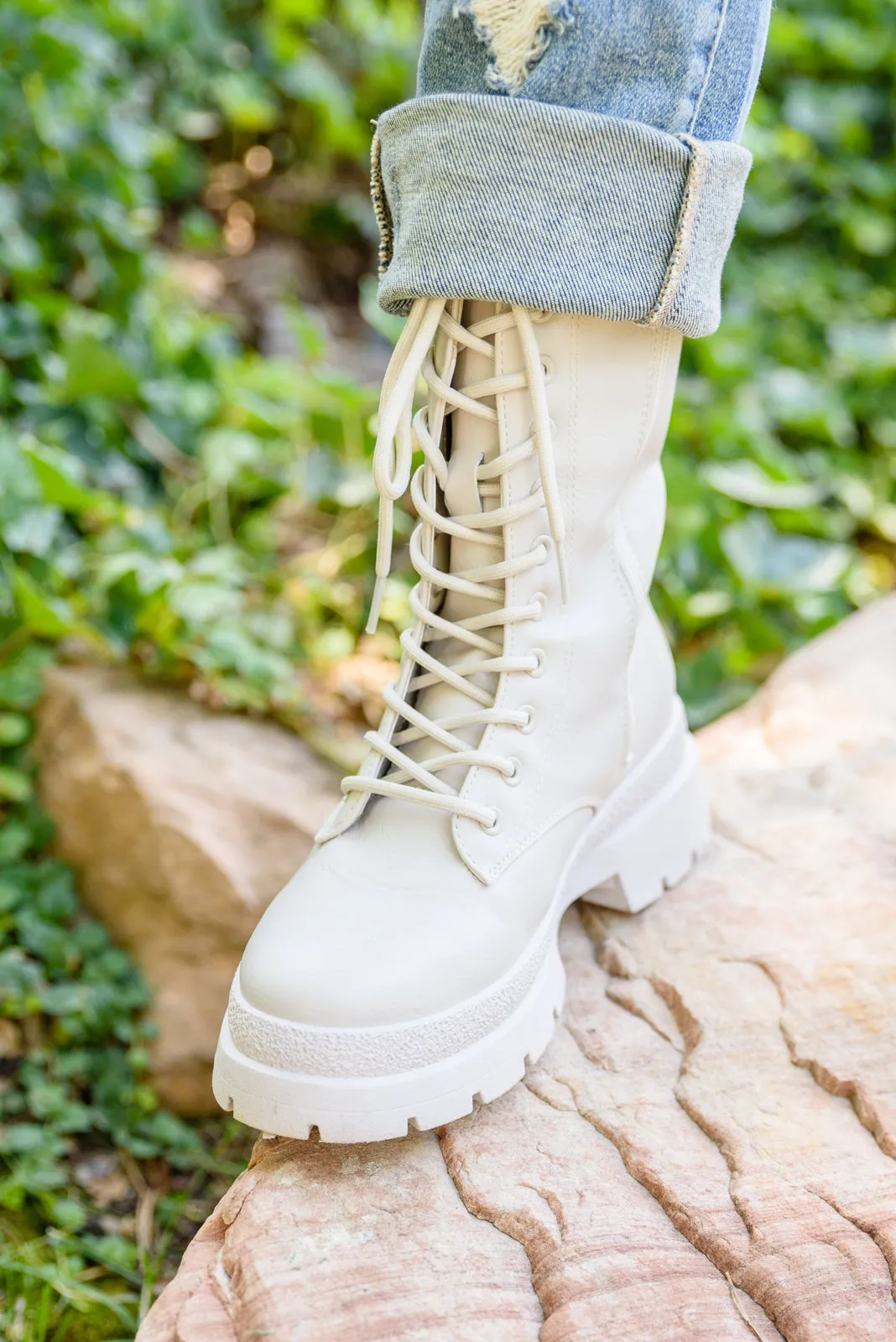 Autumn Feels Combat Boots - 8/16/2022