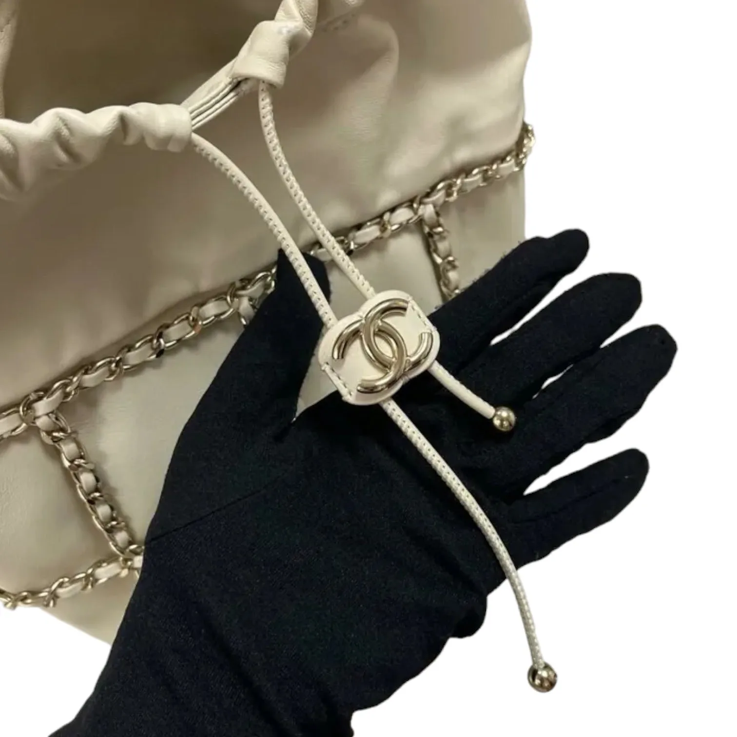Chain Bucket Drawstring Lambskin White GHW