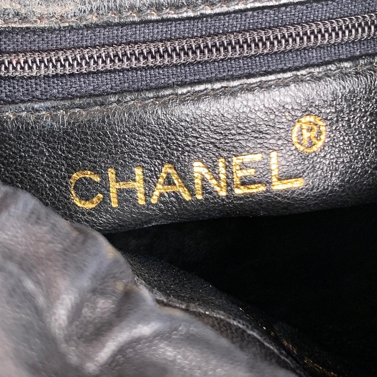 Chanel Vintage 1989 Black Quilted Leather Small Bucket Shoulder Bag