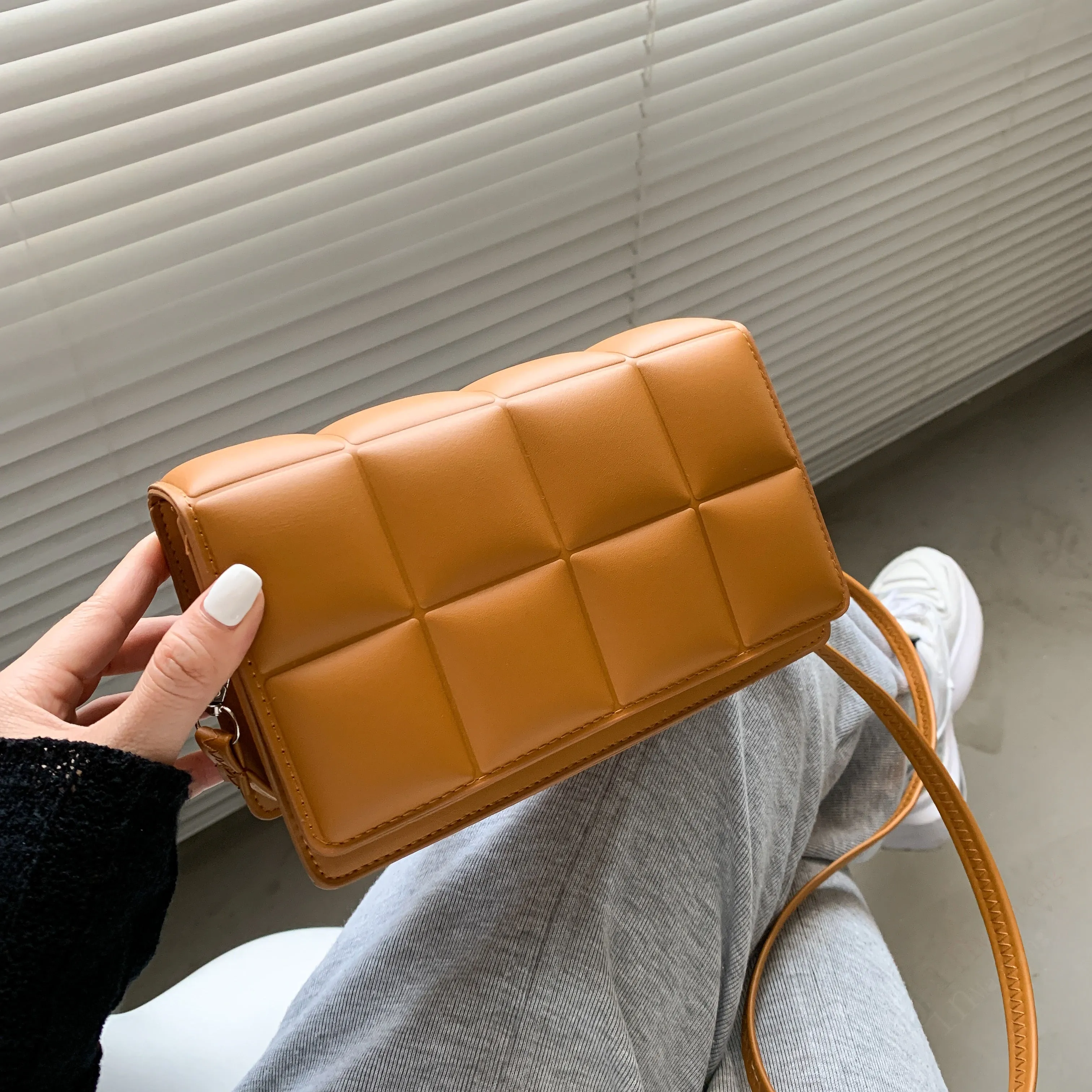 Christmas Gift Women's Bag Autumn Winter New 2021 Female Literary Single-Shoulder Bag Minority Design Cross-Body Bag Trend Women's Bag Bolsos