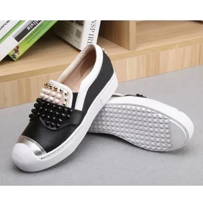 Europe Style Ladies Studded Spiked Shoes Round Toe Creepers Lazy Shoes Fashion Zapatillas Mujer Casual Platform Shoes
