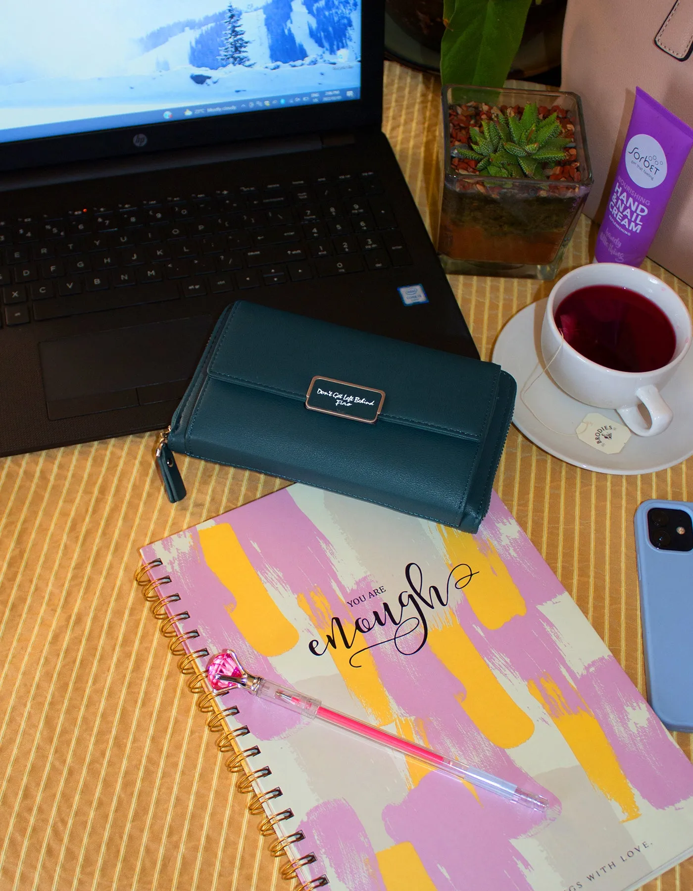 Fino F570 Faux Leather Card Holder/ Clutch Bag/ Phone Bag/ Bag Organiser