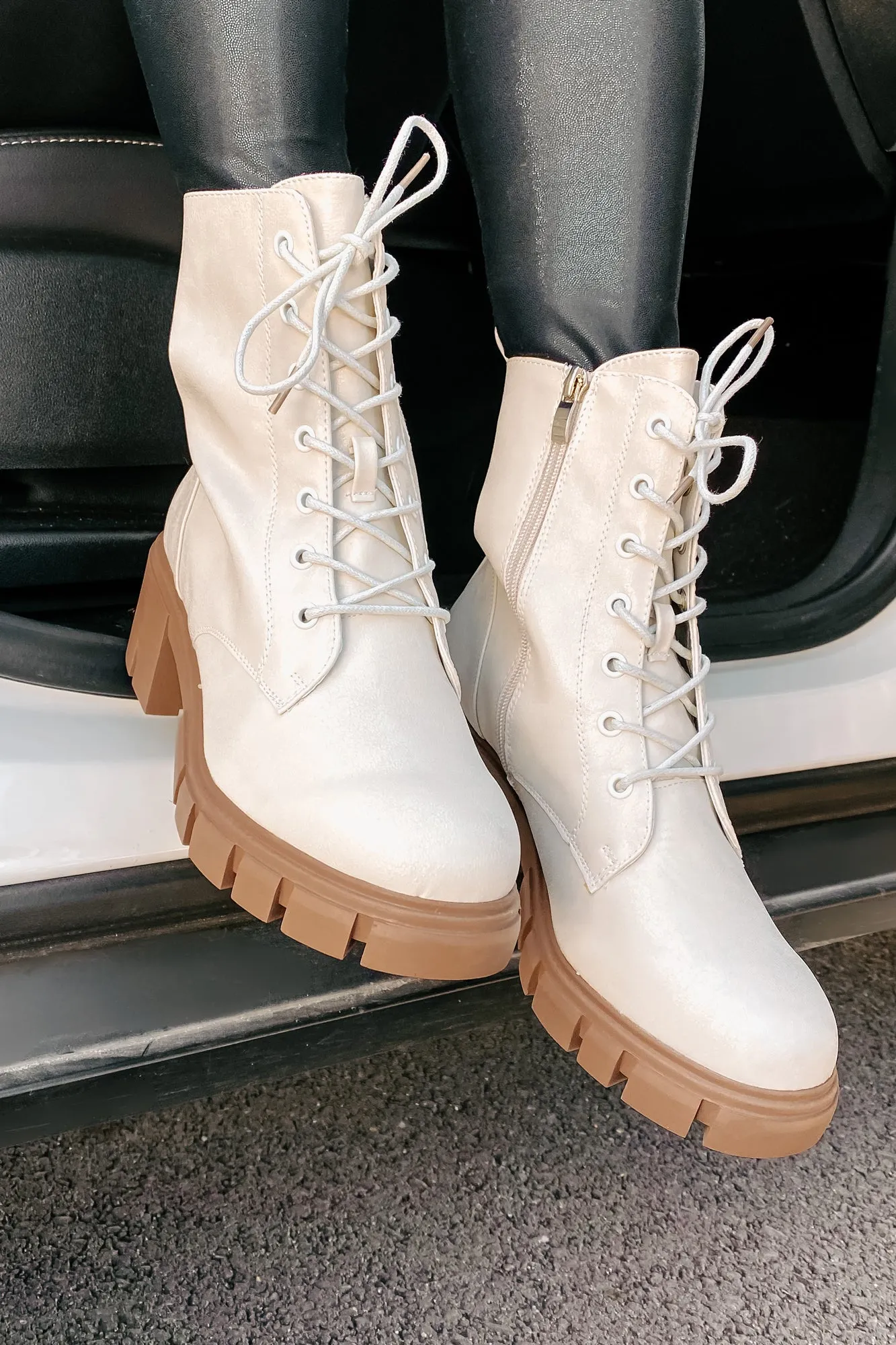 IMPERFECT Questionable Intentions Faux Leather Chunky Combat Boots (Smooth White)