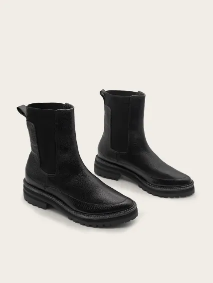 Kaanas Belgrade Bootie in Onyx
