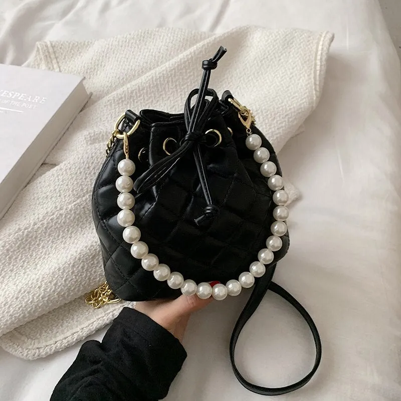 Lattice Pearl Tote bag Bucket Bag 2021 Summer New High-quality PU Leather Women's Designer Handbag Chain Shoulder Messenger Bag