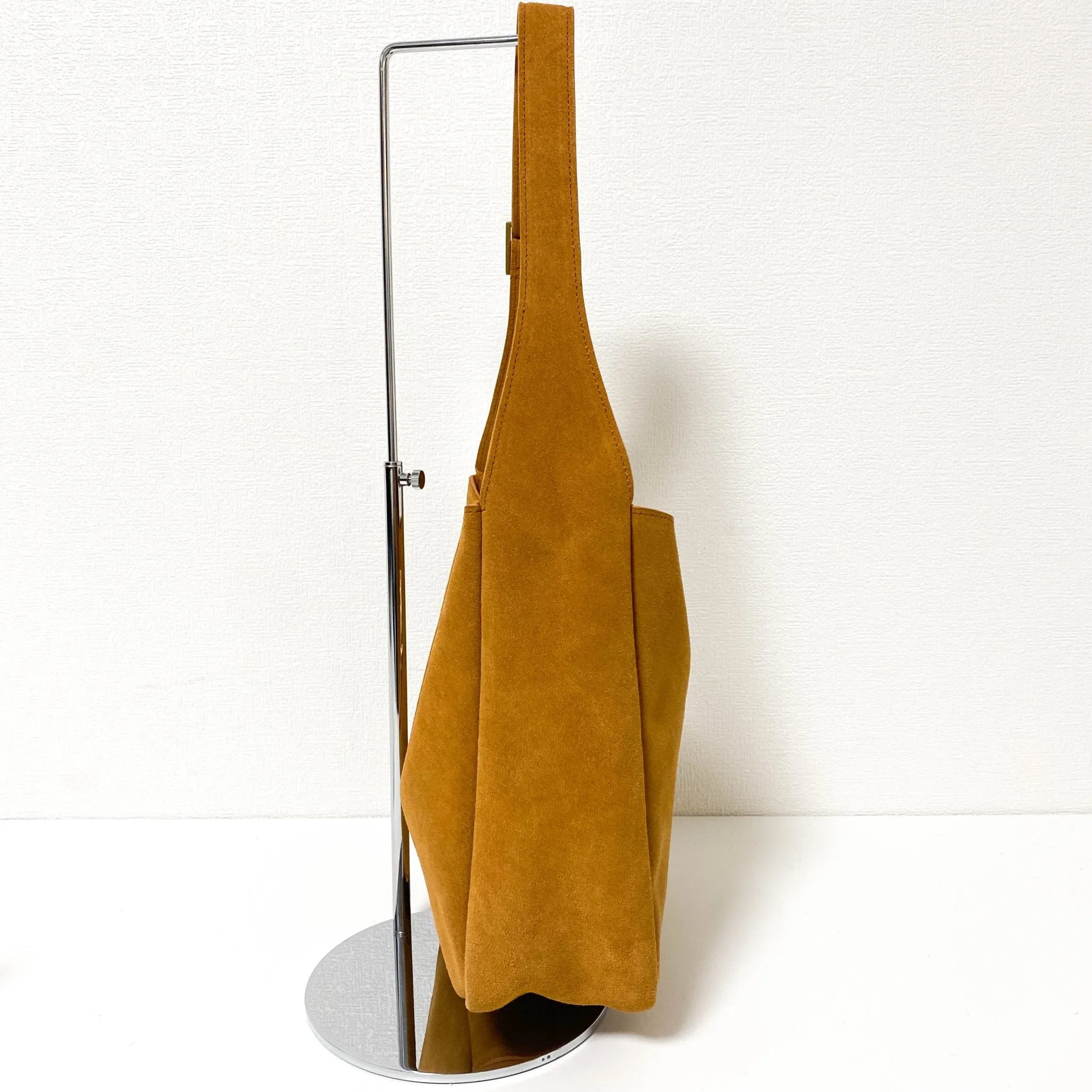 Le 5 à 7 Supple Small Suede Shoulder Bag Caramel Brown