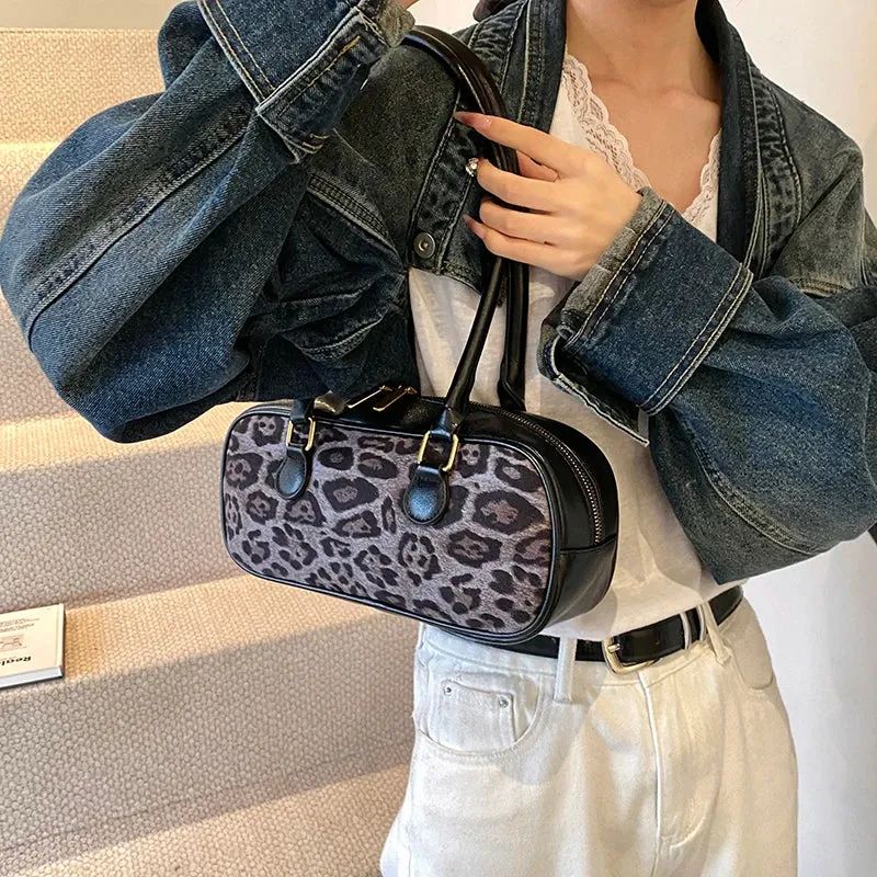 Leopard Faux Leather Zipper Handbag