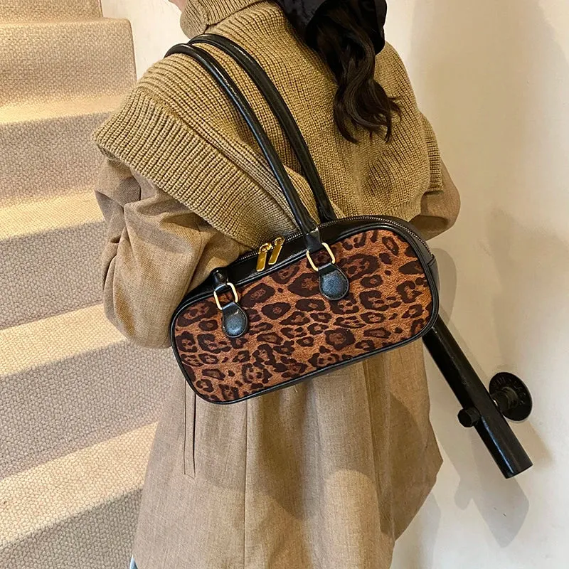 Leopard Faux Leather Zipper Handbag