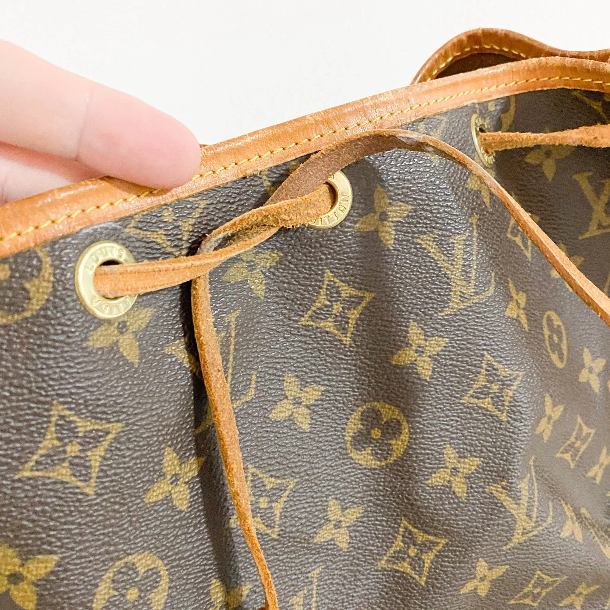 Monogram Noé