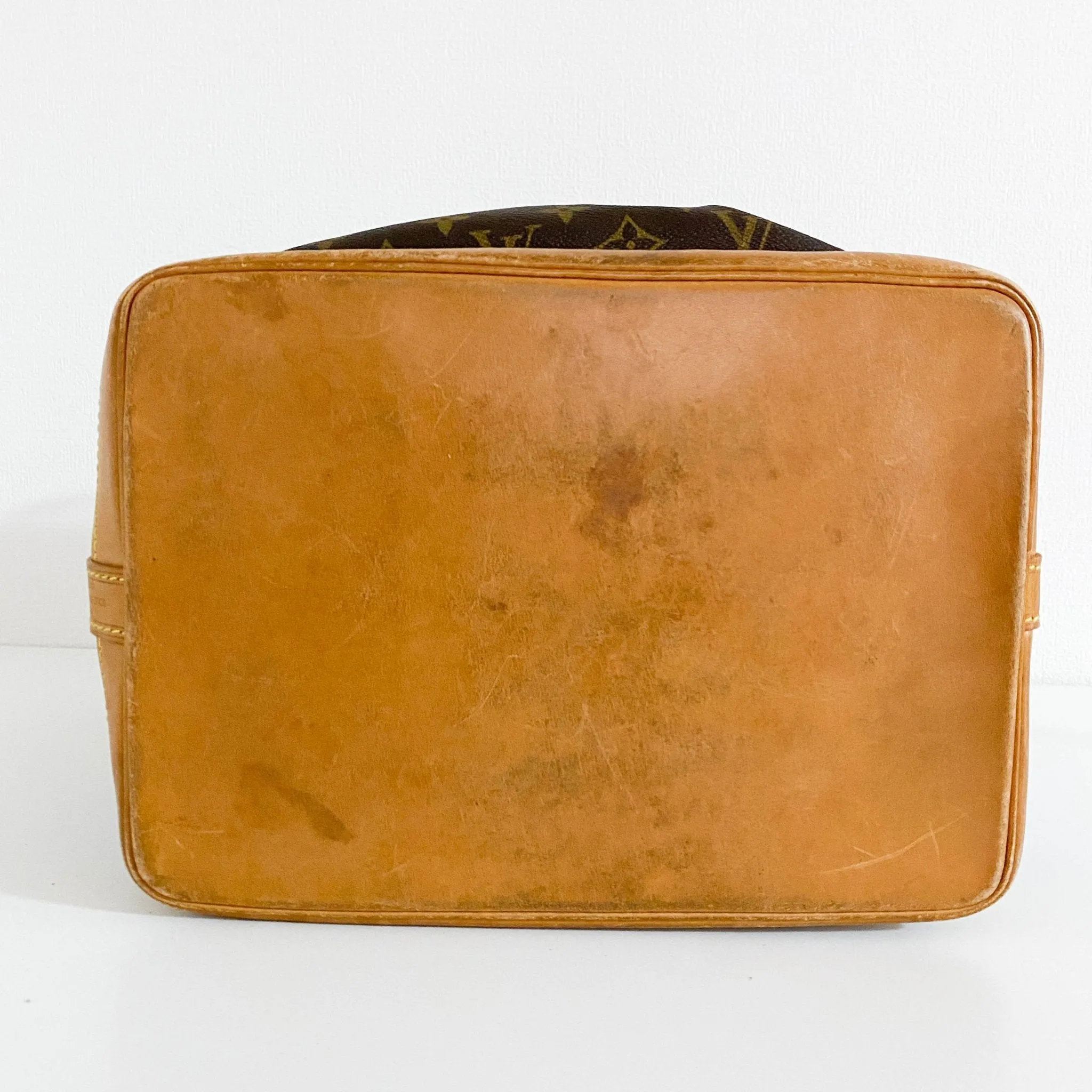 Monogram Noé