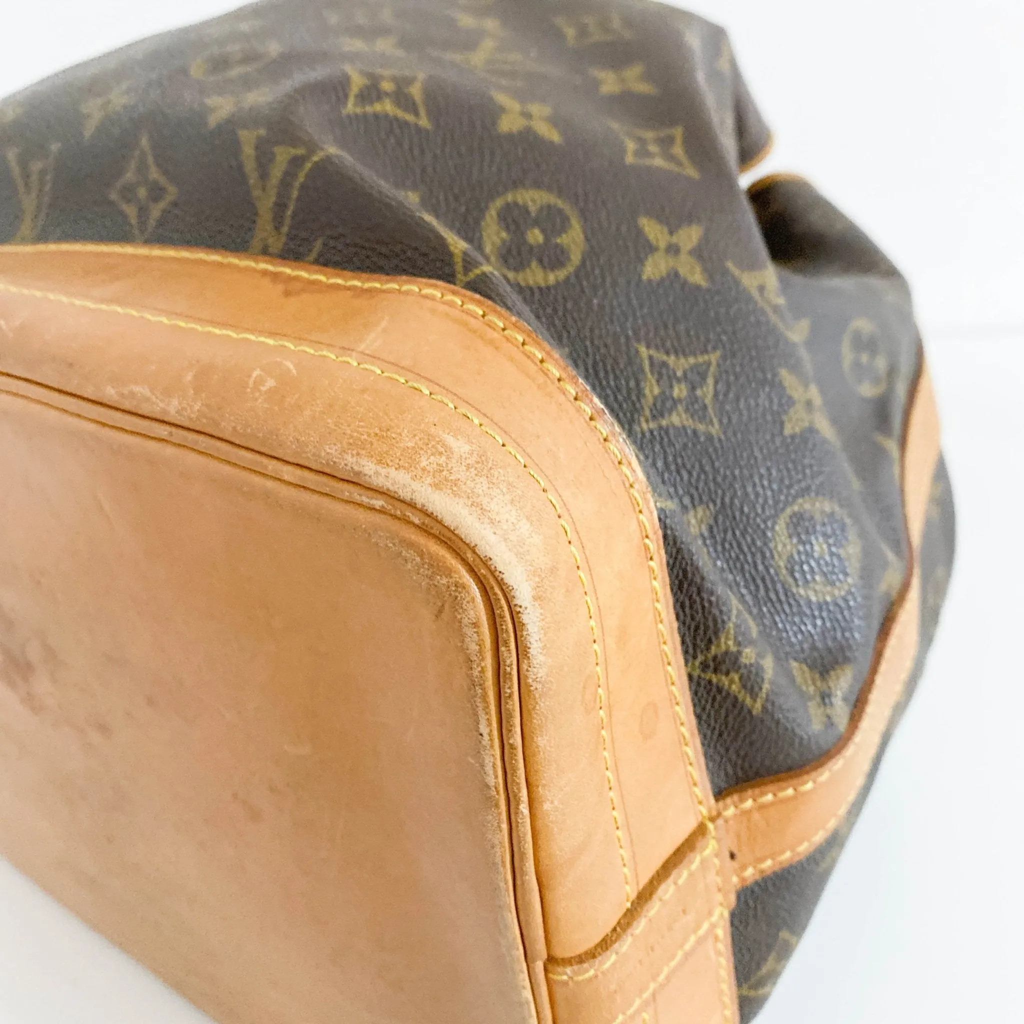 Monogram Noé