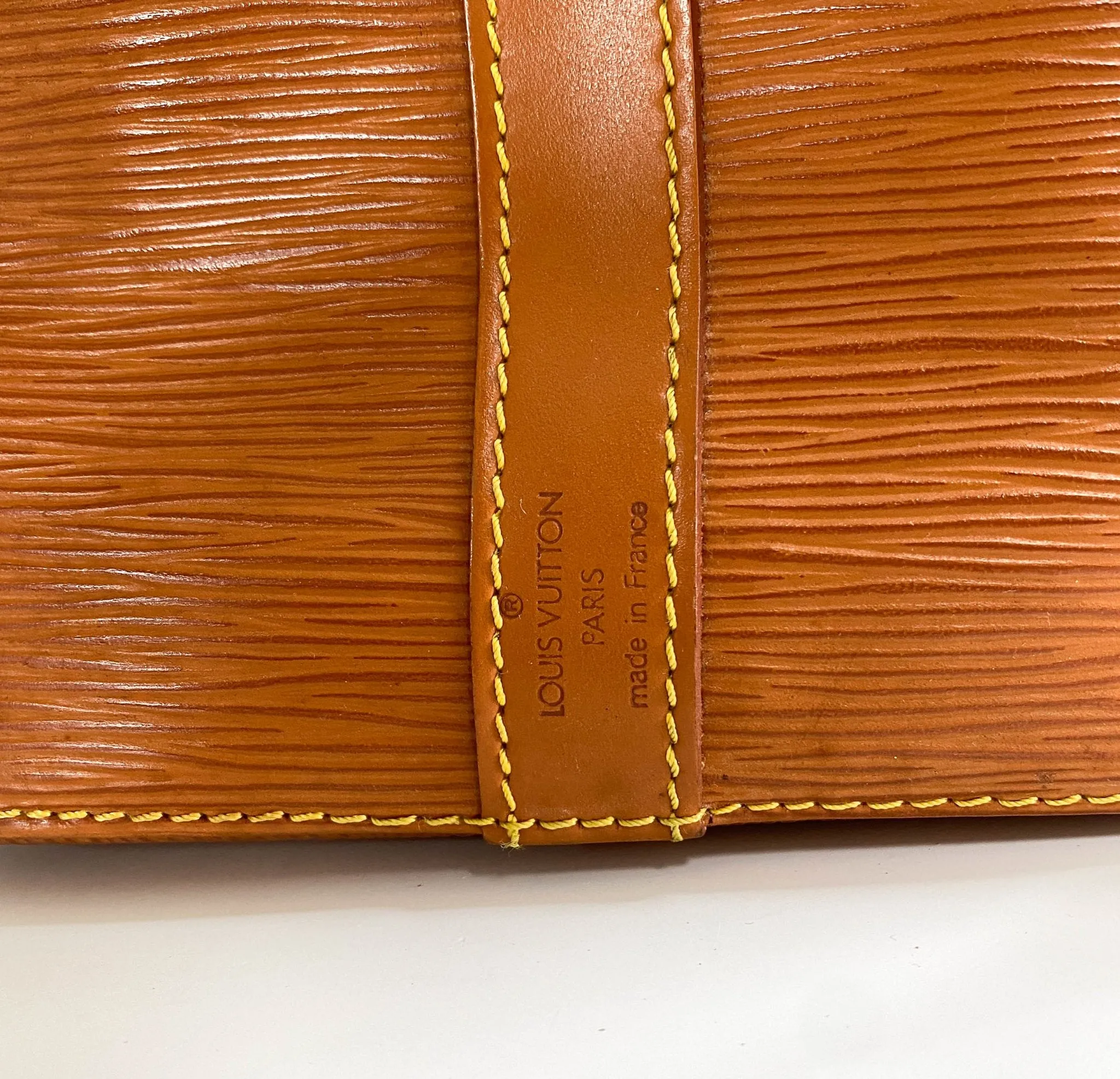 Petite Noé Epi Leather
