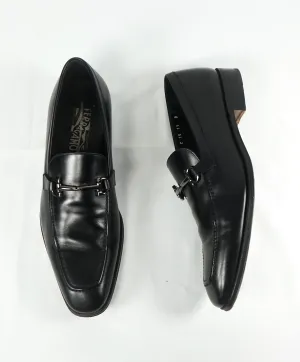 SALVATORE FERRAGAMO - Classic Black “Fenice" Slip On Loafers - 11