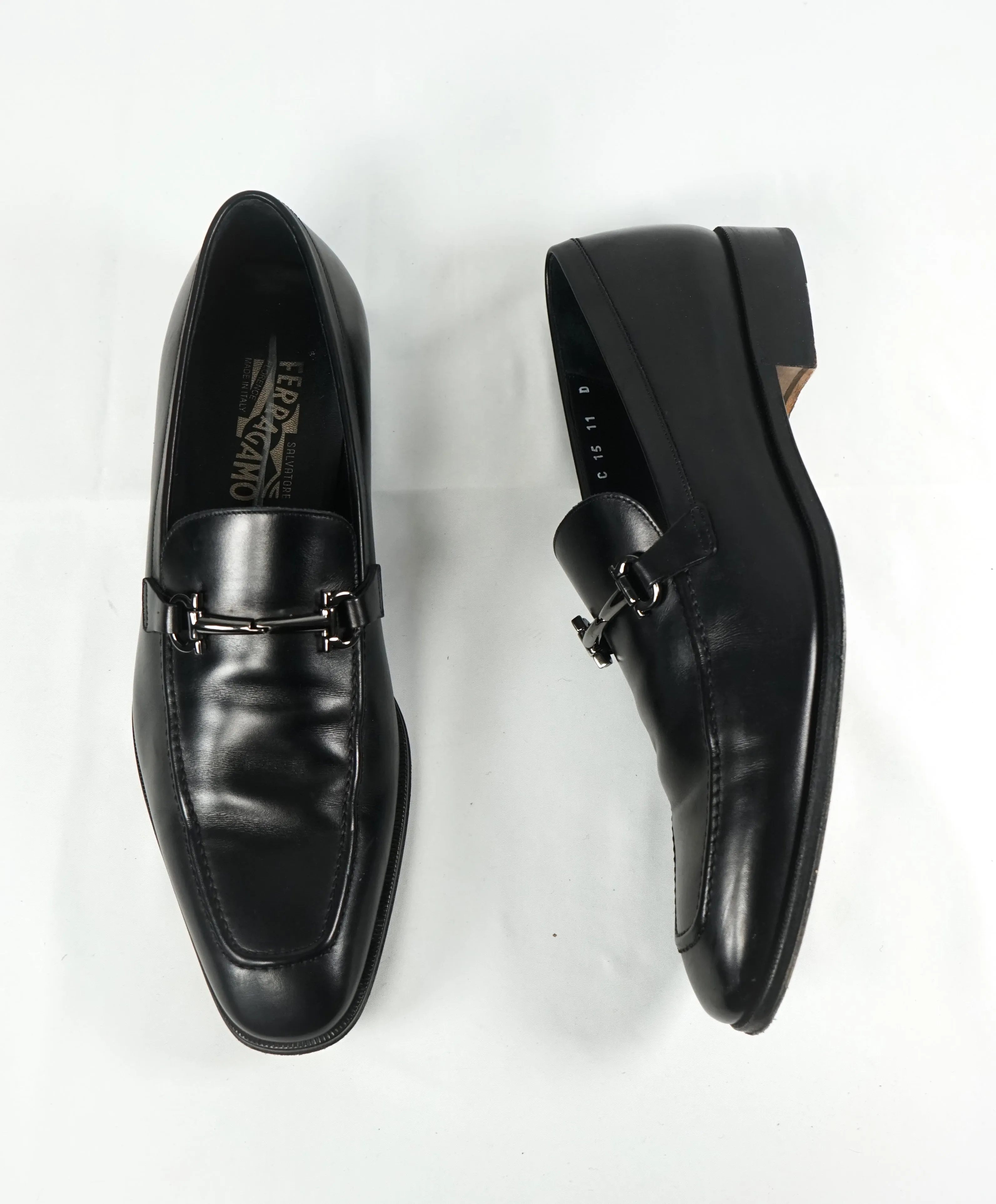 SALVATORE FERRAGAMO - Classic Black “Fenice" Slip On Loafers - 11