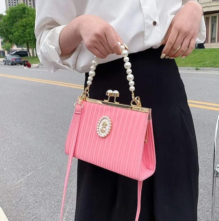 Sweet Pearl Clutch Bag