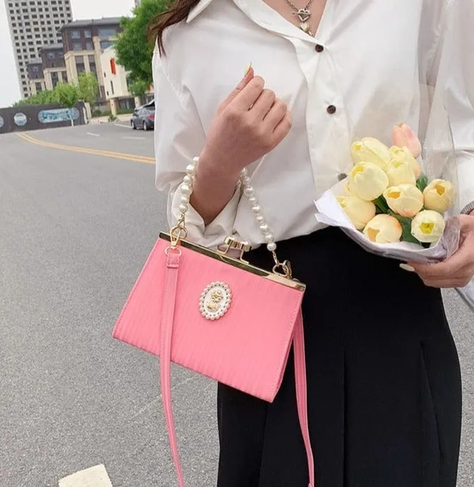 Sweet Pearl Clutch Bag