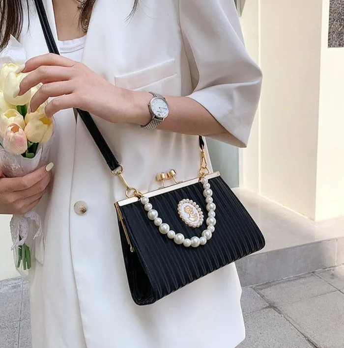 Sweet Pearl Clutch Bag