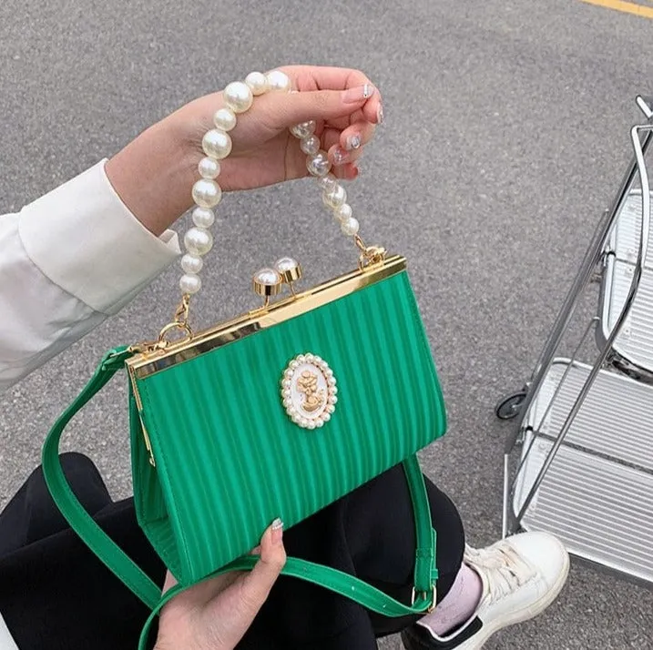 Sweet Pearl Clutch Bag