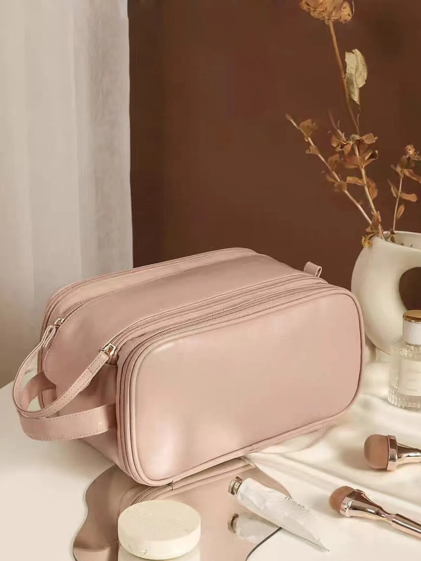 Women's Cosmetic Bag With Large Capacity Portable Handheld Travel Toiletry Organizer makeup brushes storage