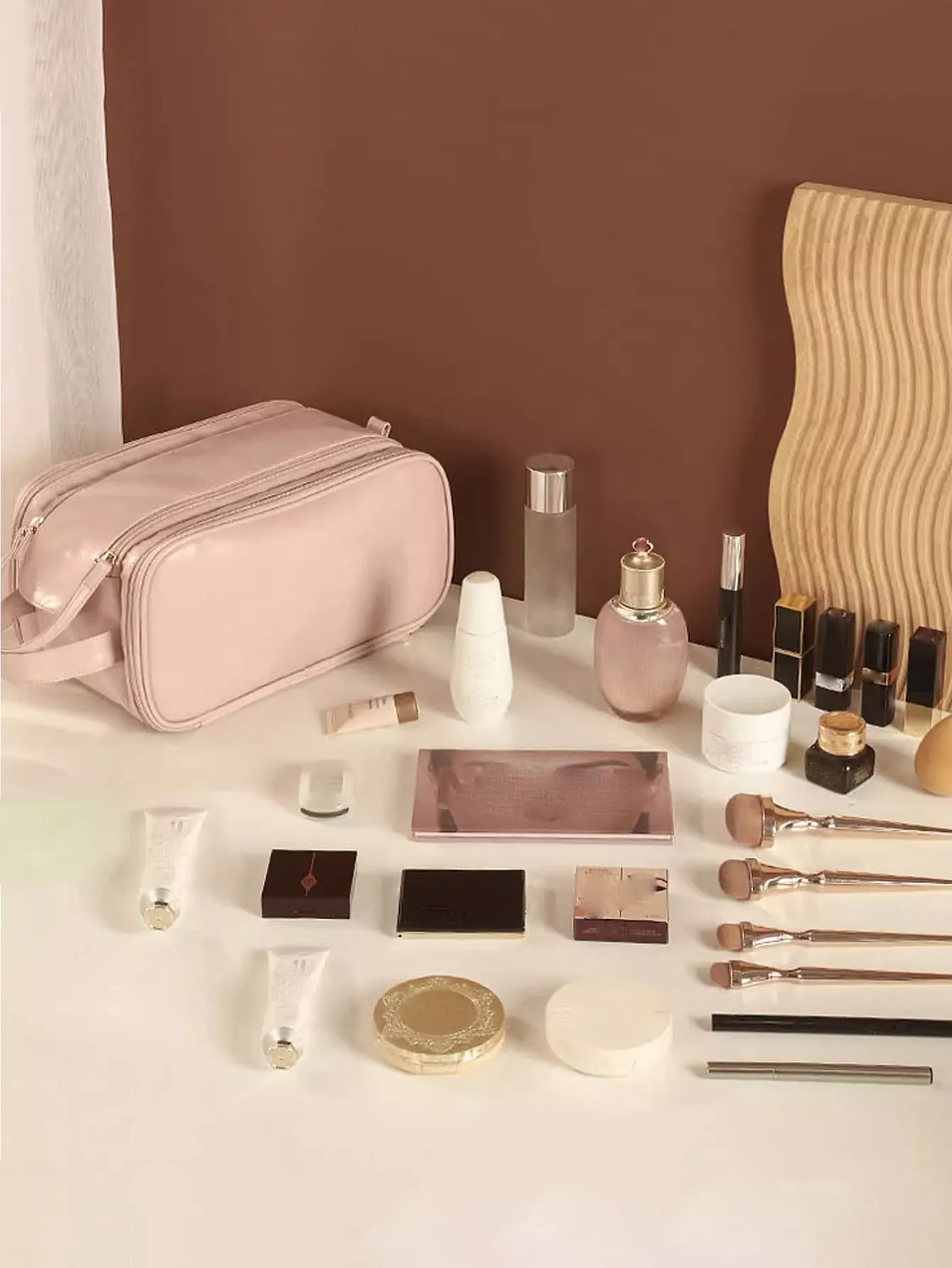 Women's Cosmetic Bag With Large Capacity Portable Handheld Travel Toiletry Organizer makeup brushes storage