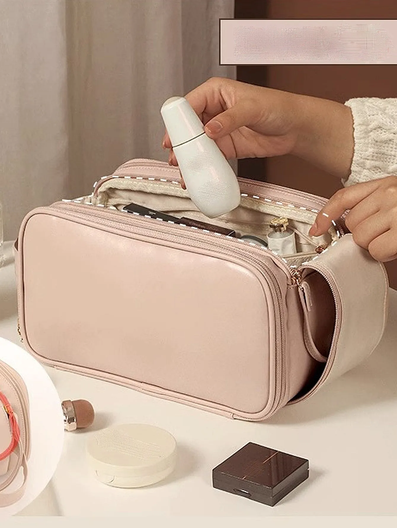 Women's Cosmetic Bag With Large Capacity Portable Handheld Travel Toiletry Organizer makeup brushes storage